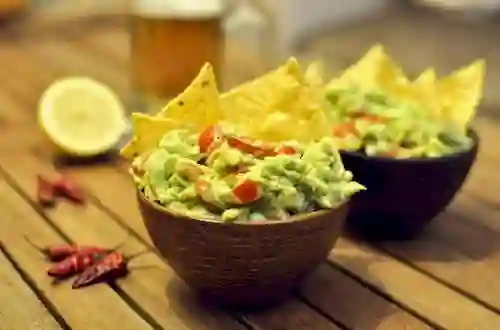 Nachos Guacamole