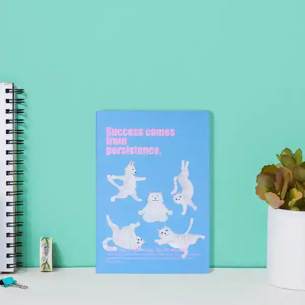 Cuaderno Forrado de Yoga School Gato 80 Hojas Miniso