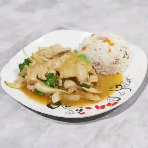 Pollo mongoliana con arroz