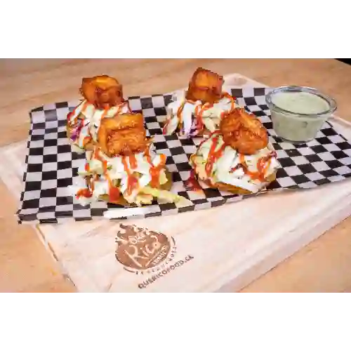 4 Arepitas con Nata y Queso Frito