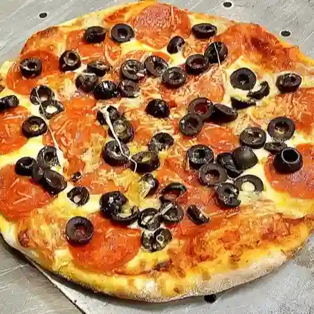 Pizza Pepperoni 25 Cms