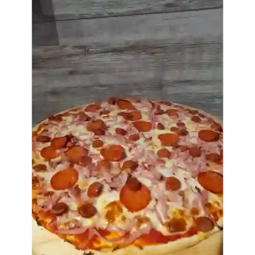 Pizza Carnívora