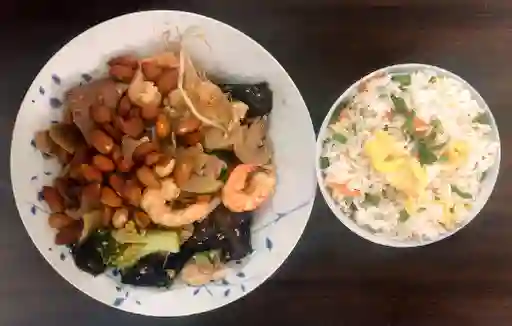 Chapsui especial con arroz chaufn