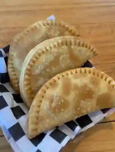 3 Empanadas Queso