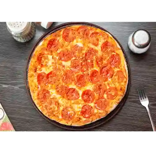 Pizza americana individual + bebida lata