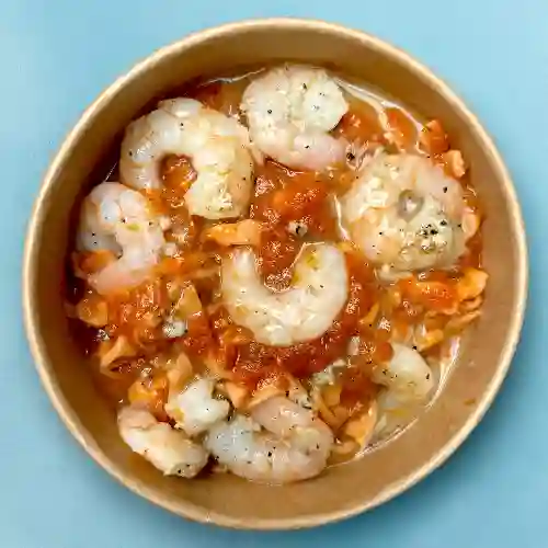 Pasta en Salsa Roja con Camarones