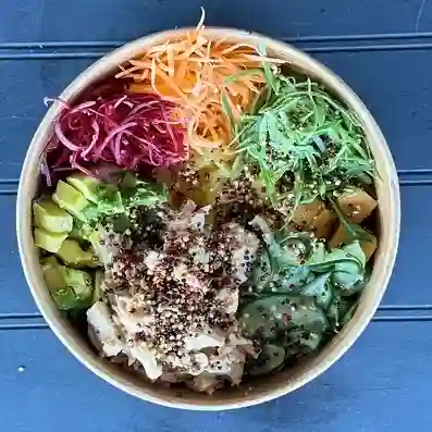 Poked Salmón Salsa Acevichada