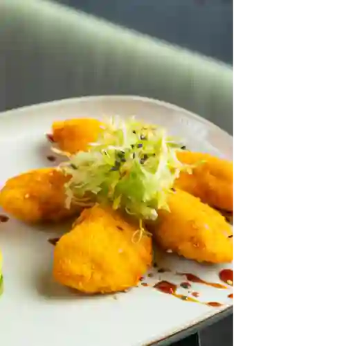 Gyozas Fritas de Verduras y Camaron