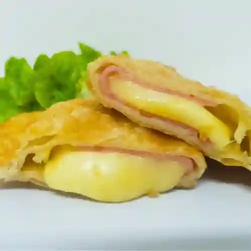 Empanada Jamón Queso