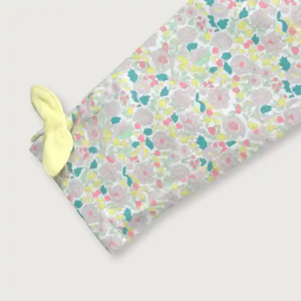 Calza Moñitos Full Print Niña Color Lima Talla 3A Opaline