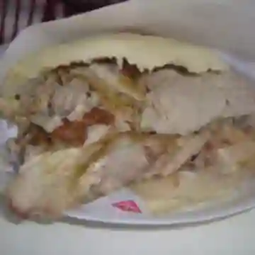 Arepa Pernil de Cerdo