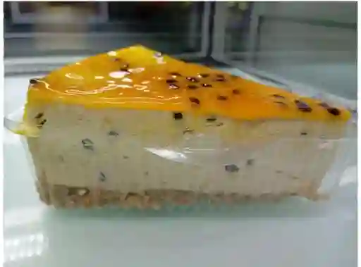 Cheesecake de Maracuyá en Porción