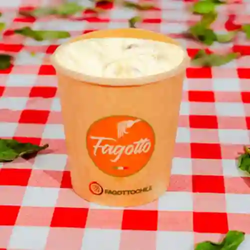 Pasta Bigoli Salsa Champiñon