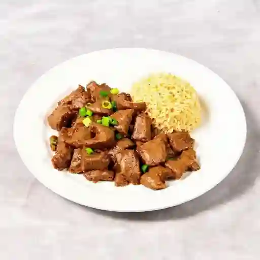 Diente de Dragon Carne con Arroz Chaufan