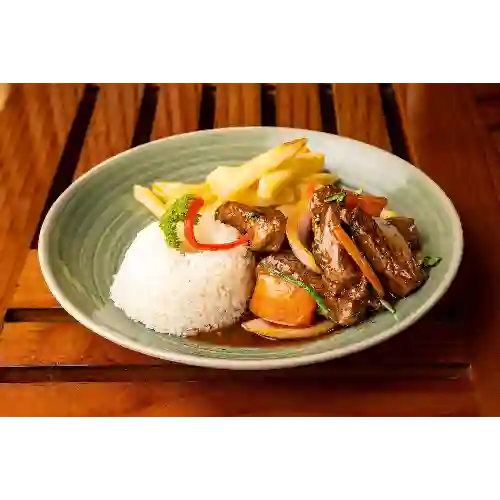 Lomo Saltado