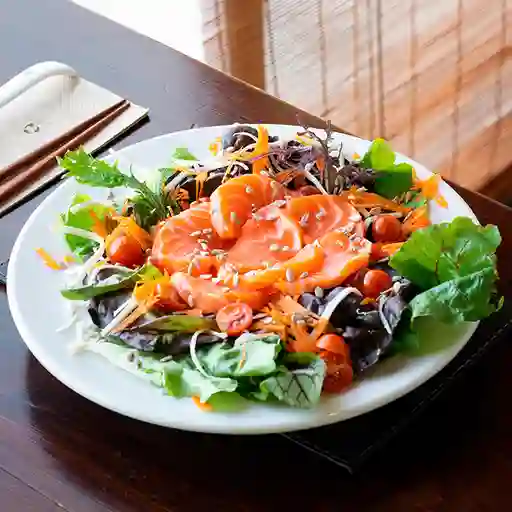 Ensalada de Sashimi de Salmón