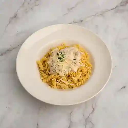 Pasta con Salsa Alfredo