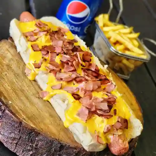 el Chedozzo Xl con Papas y Bebida