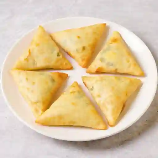 Empanada de camarón y queso