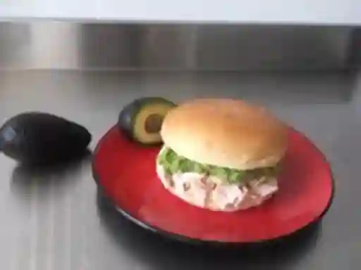 Sándwich Ave Palta Mayo