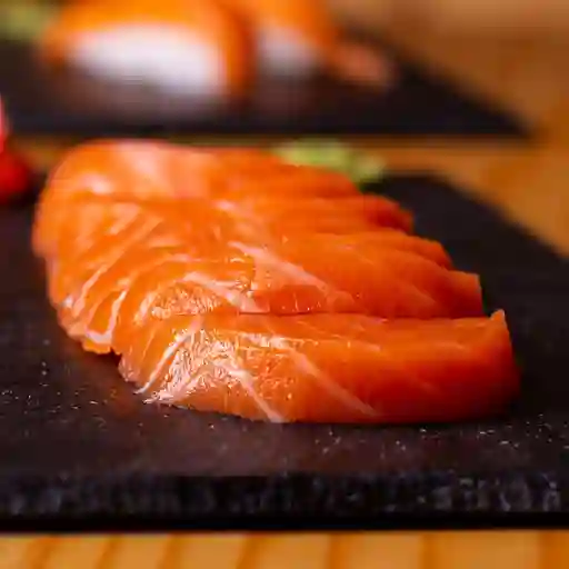 Sashimi de salmón (7 cortes)