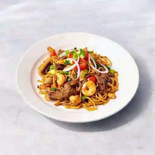 Tallarines Salteados De Tres Sabores