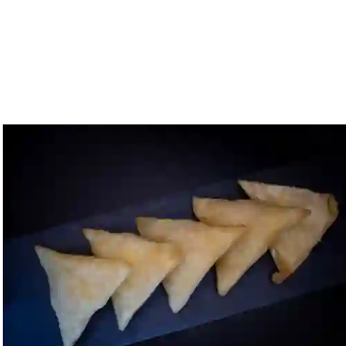 Empanada de Ají de Gallina