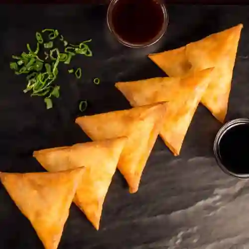 Empanadas Mechada Queso