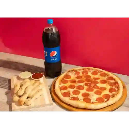 Pizza Familiar + Bebida 2L + Palitos Ajo