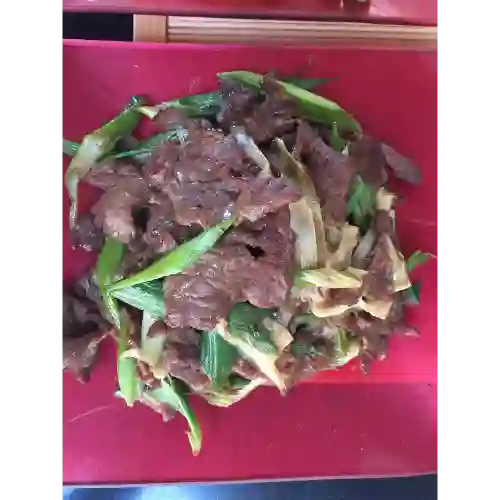 Carne Mongoliana (plato Picante)