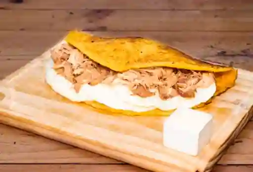 Cachapas Mixta Cerdo con Queso de Mano