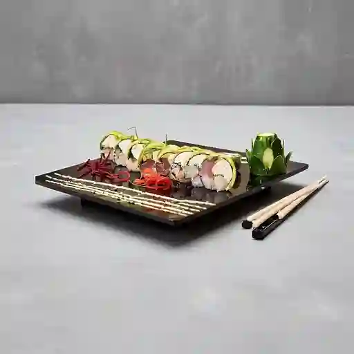 92 Atún Camarón Ciboulette Palta Queso Crema