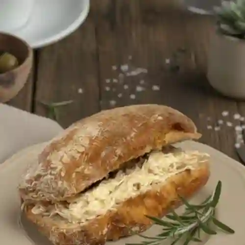 Ciabatta Ave Mayo con Salsa de la Casa
