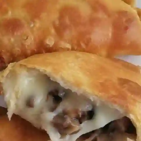 Empanadas queso + champiñones