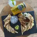 Promo Mojito Maracuyá + Trilogía Quesadillas