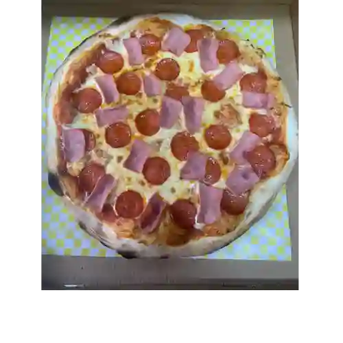Pizza Jamón Peperoni