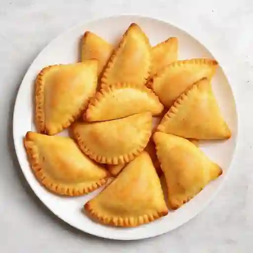 12 Empanaditas de Queso