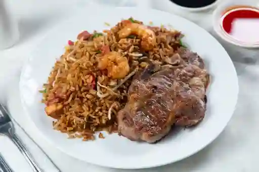 Arroz Chino Especial con Chuleta