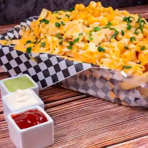 Papas Fritas Bastón y Cremoso Choclo