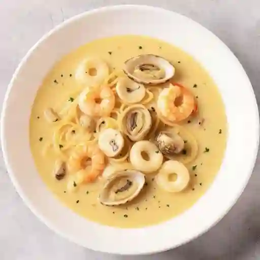 Crema de Mariscos Especial