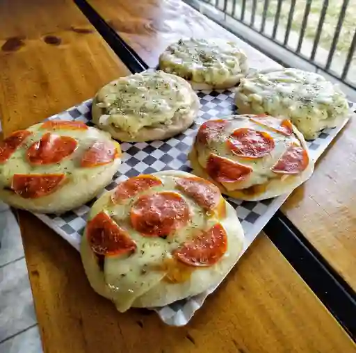 Pizzeta Capresse