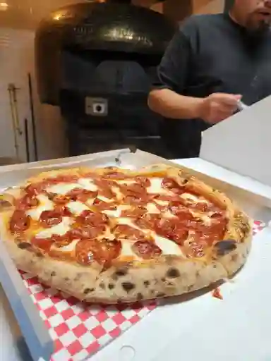Diavola (Pizza Familiar 36 Cms.)