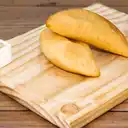 Empanada Caraota Queso