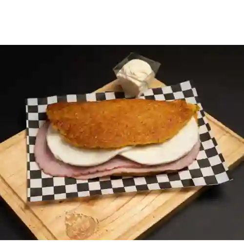 Cachapa Jamón y Queso