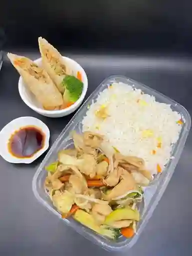 Colación Chapsui de Pollo con Arroz Chaufan 5 de Wantan