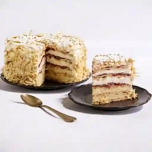 Porción torta reina sofía