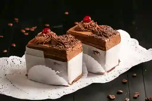 Pastel Bizcocho Chocolate.