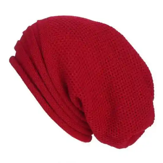 Gorro Diseño Con Relieve Color Rojo
