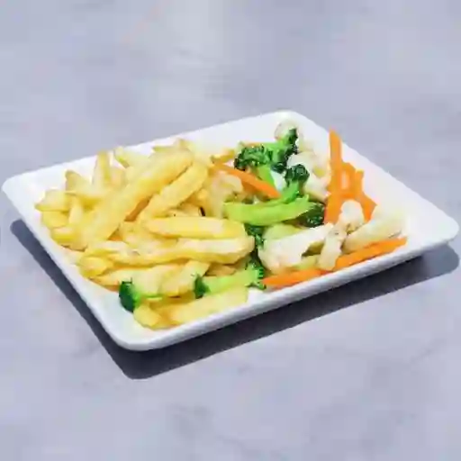 Chapsui de verdura con papa frita