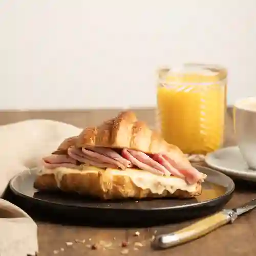Croissant Jamón y Queso